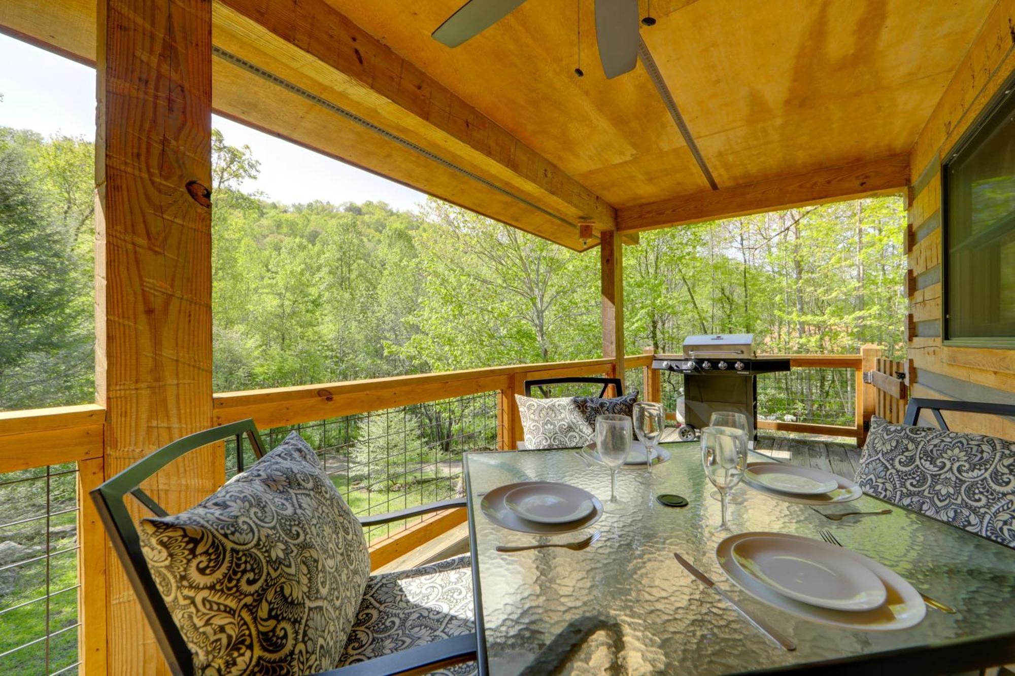 North Carolina Cabin - Hot Tub, Near Coopers Creek Bryson City Exterior photo